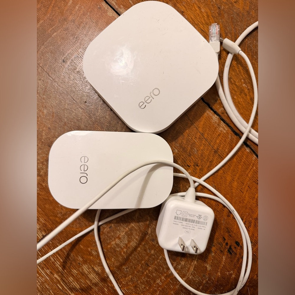 Eero 6e Mesh Dual Unit Wi-Fi System in White with extender